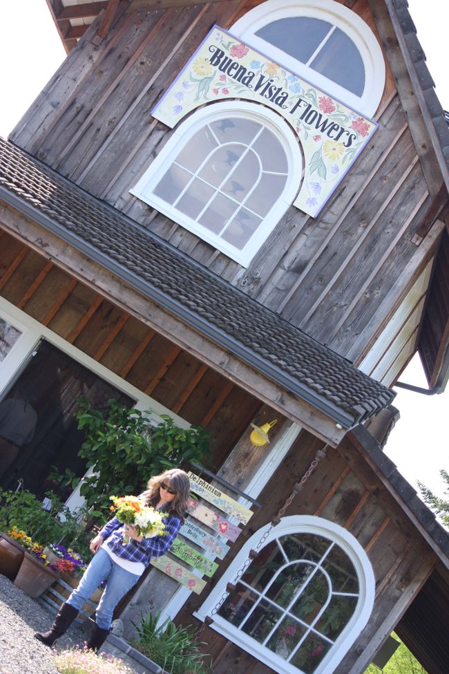 Buena Vista Flower Shop |  Photo  Sandy Harris