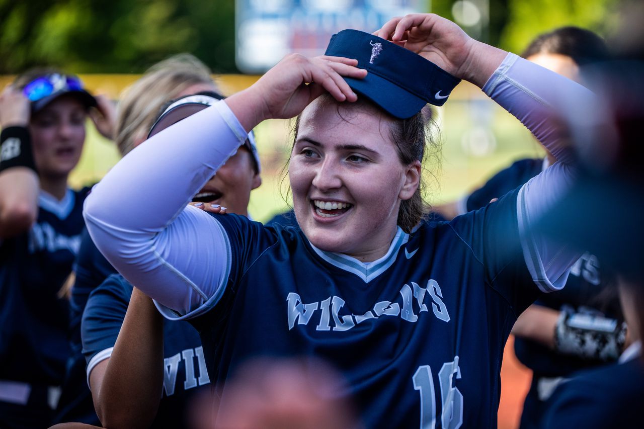 Softball: Wilsonville’s Madison Erickson throws no-hitter to set up No. 1 vs. No 2 in Class 5A title match against Pendleton