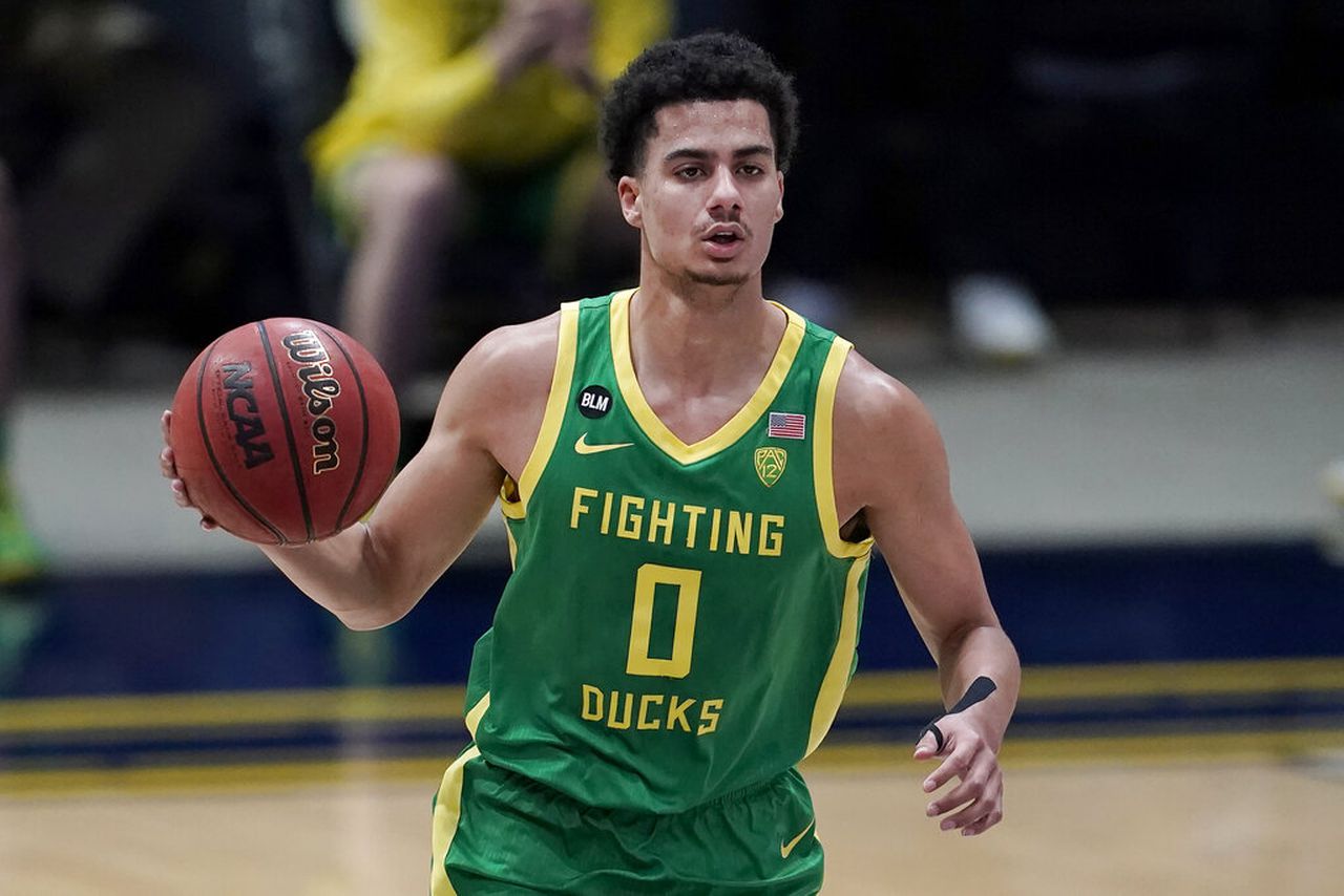 Oregon men’s basketball guard Will Richardson withdraws from NBA Draft, returning in 2022-23