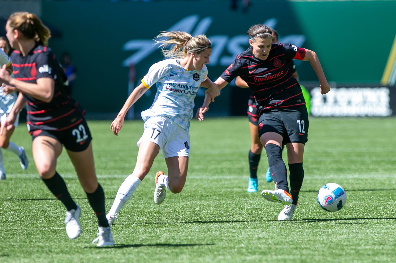 Portland Thorns collapse late, surrender 2-2 draw at San Diego Wave FC