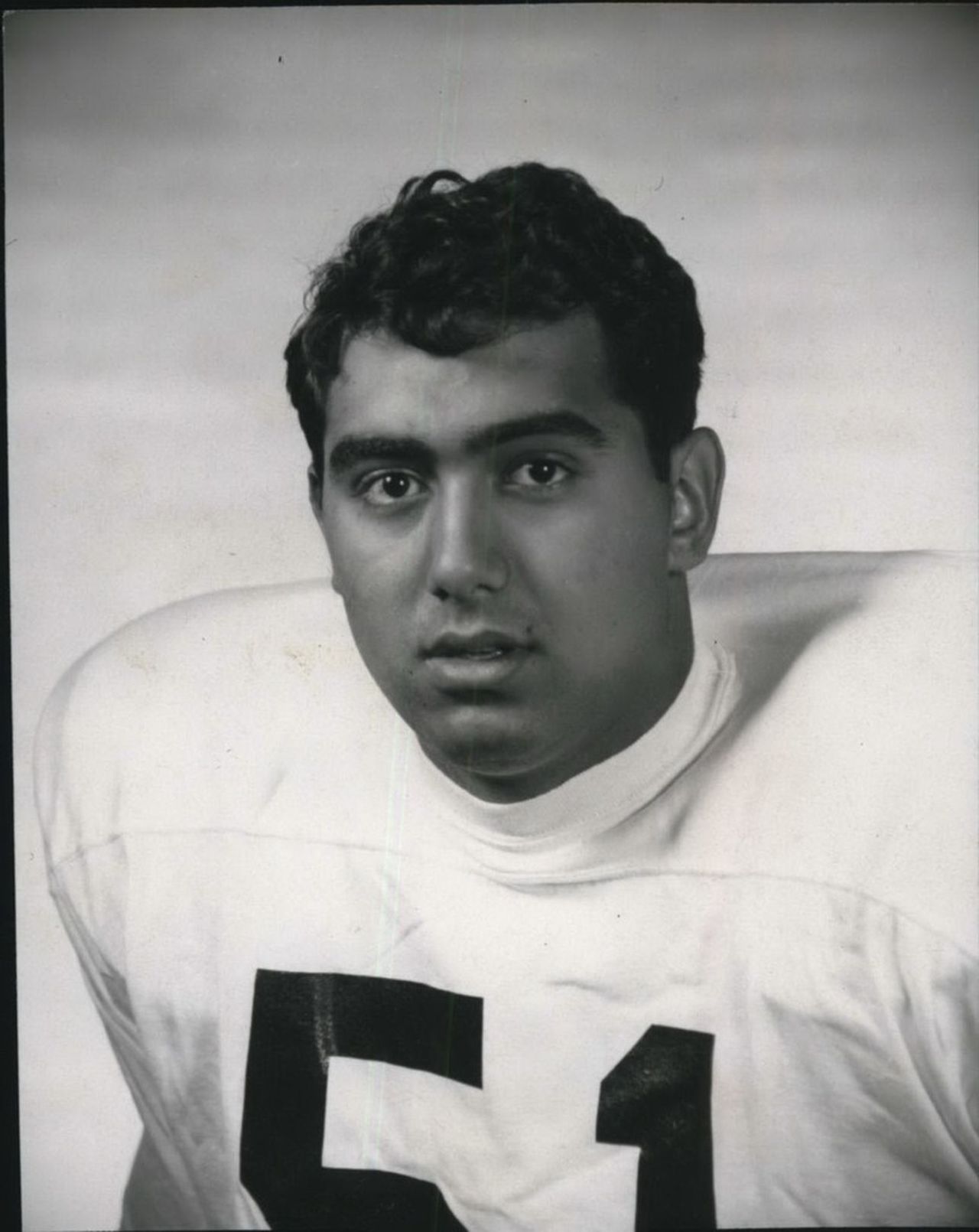 Rockne Freitas, center of Oregon State’s 1965 team and former University of Hawaii administrator, dies at 76
