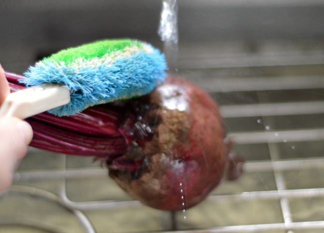 How to Roast and Freeze Beets-washing beets