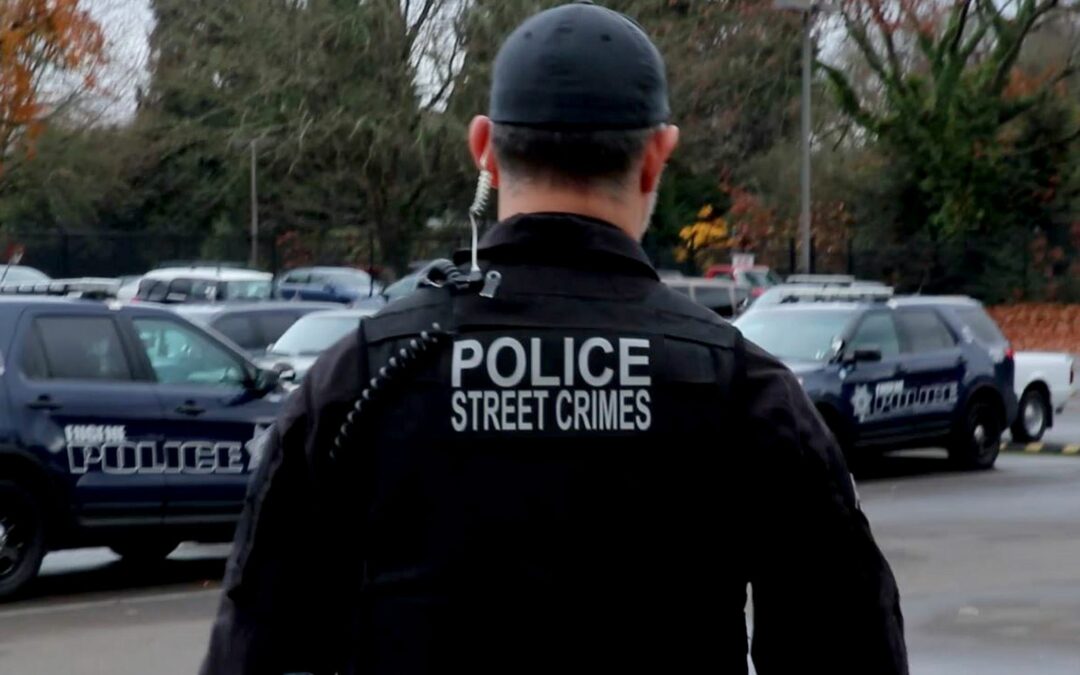 Street Crimes Unit & SWAT arrests man after shots fired in neighborhood