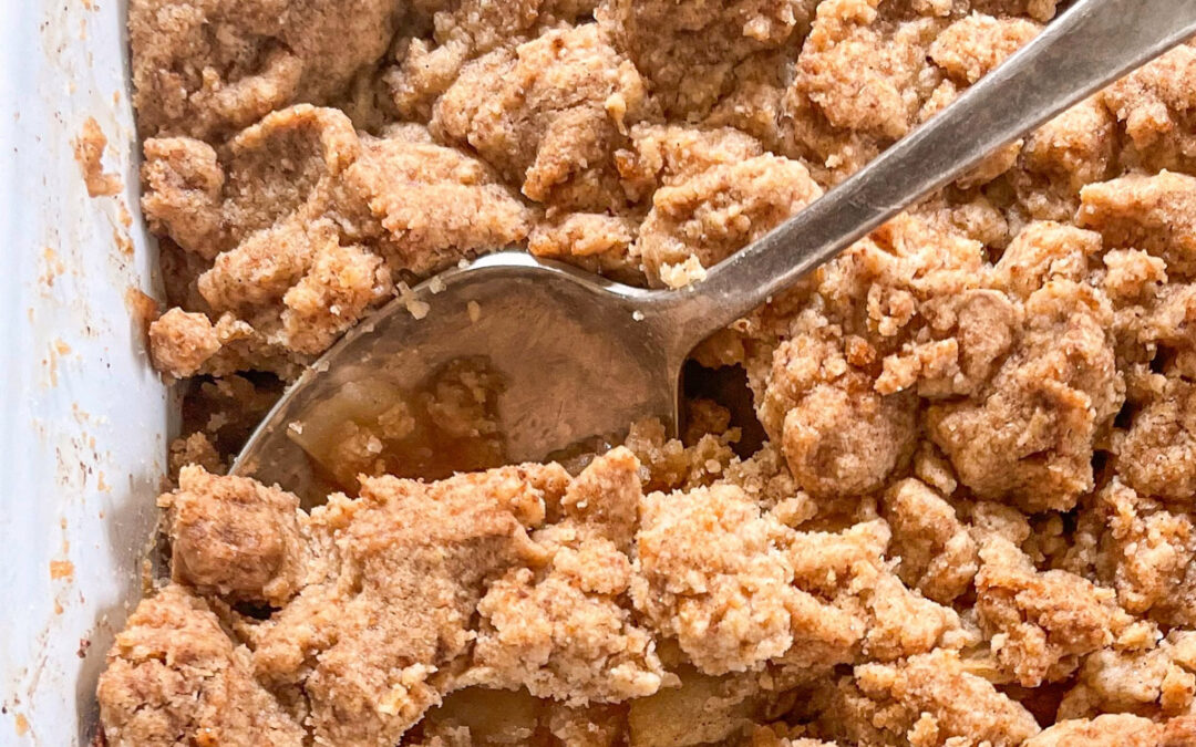 Easy Apple Crumble Recipe (with Big Crumb Topping)
